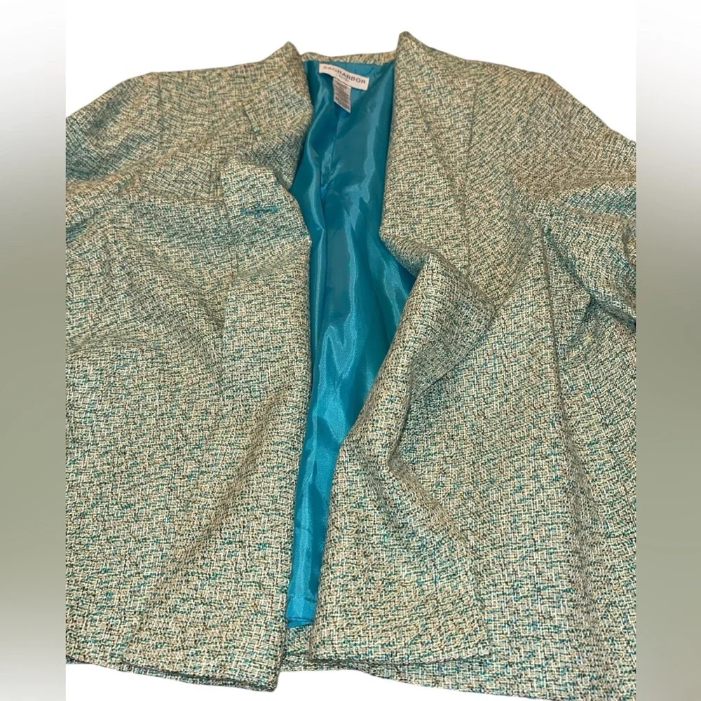 Sag Harbor Blazer size 20 has shoulder pads aqua blue sea foam green